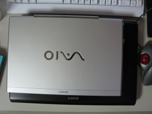 VAIO SA を VAIO F の上に